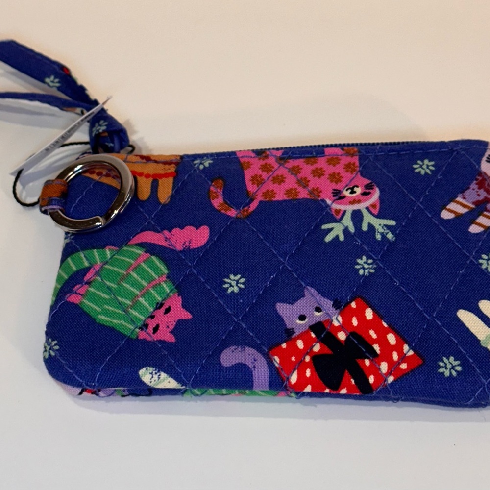 NWT Vera Bradley Zip ID Case Retired Pattern Catnip Christmas. - Picture 6 of 11